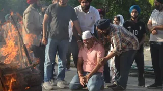 वृंदावन नाव हादसा: लुधियाना में पांच लोगों का एक साथ अंतिम संस्कार, इकलौते बेटे को सेहरा बांध किया विदा