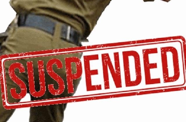 युवक से मारपीट और जबरन वसूली के आरोप में पुलिस कर्मी Suspend, जांच जारी