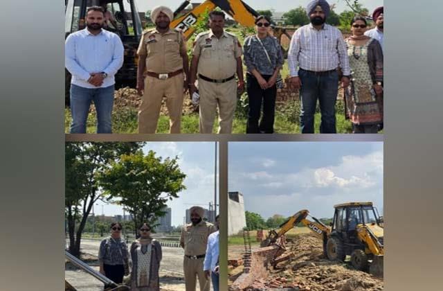 अमृतसर में अवैध कॉलोनियों पर चला बुलडोजर!किया पूरी तरह से ध्वस्त